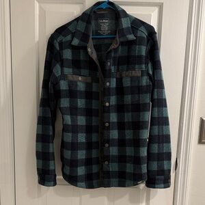 L.L. Bean Men's Checkered Jacket in Black and Green